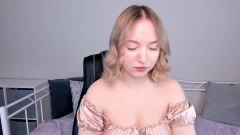 Anna online show from 02-11-25, 06:08