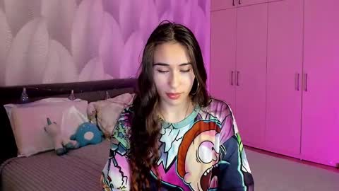 Mika online show from 12-11-24, 02:09