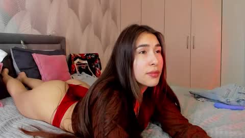 Mika online show from 02-10-26, 03:43