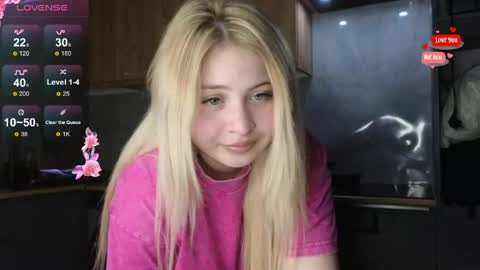 Molly online show from 04-16-26, 07:36