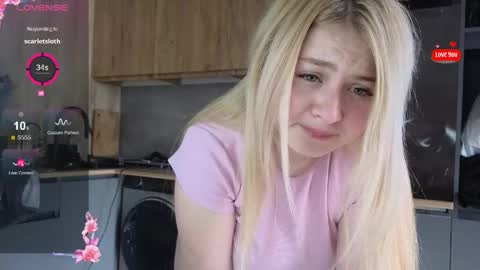 Molly online show from 04-17-26, 01:25