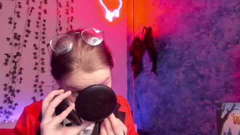 shy_elina01 online show from 10-28-25, 10:41
