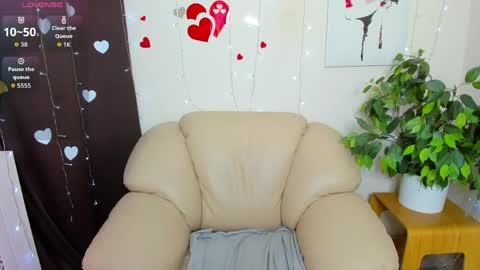 Snapshot of shy_kittenn chatting on 05-07-26, 03:12 shy_kittenn online show from 05-07-26, 03:12