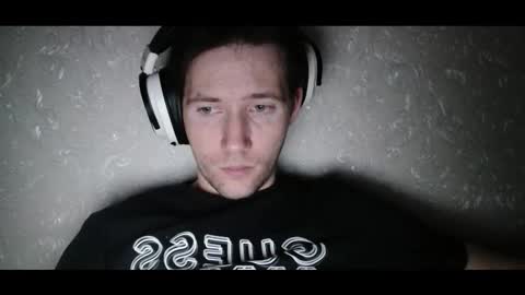 Matthew online show from 09-18-25, 01:18