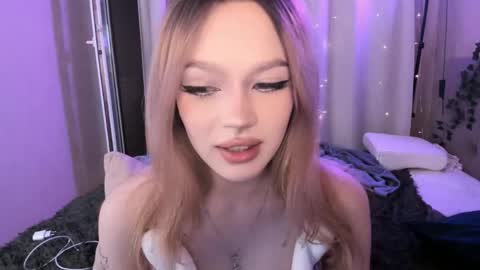 Megan 3 online show from 05-10-26, 10:26
