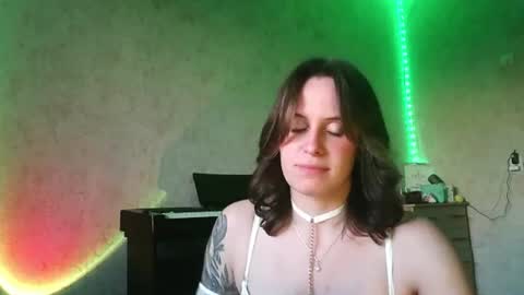 shy_miracle online show from 06-22-26, 06:38