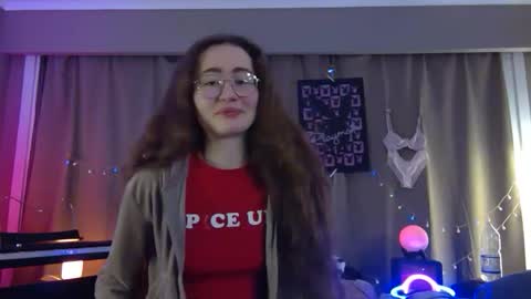 Shy Night Bat online show from 04-21-26, 03:13