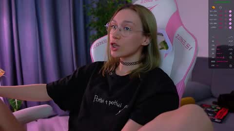 Snapshot of shy_or_horny chatting on 12-03-25, 08:12 HI i am Marcy online show from 12-03-25, 08:12