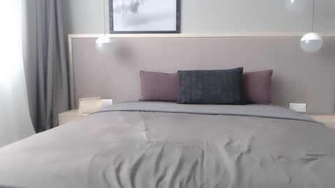 shy_schoolgirl_ online show from 09-28-25, 09:03