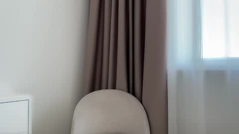 shy_schoolgirl_ online show from 02-01-26, 10:36