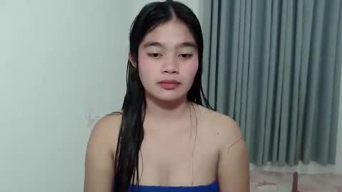 Snapshot of shy_thea chatting on 11-24-25, 10:04 shy_thea online show from 11-24-25, 10:04