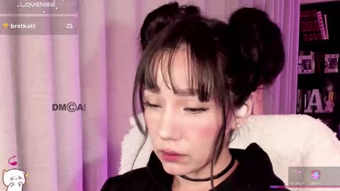 Snapshot of shyangie24 chatting on 11-21-25, 02:43 Angeline 3 independent come here when am horny... online show from 11-21-25, 02:43