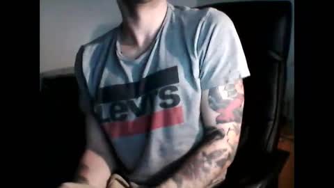 Snapshot of shyboyhugecum2020 chatting on 02-15-25, 05:19 shyboyhugecum2020 online show from 02-15-25, 05:19