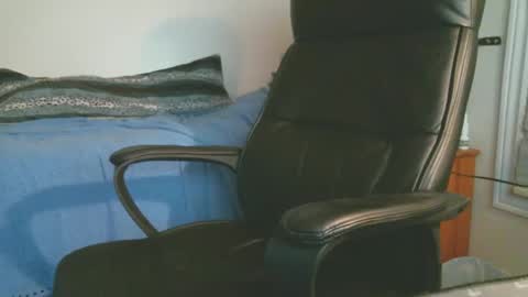 Snapshot of shyboyhugecum2020 chatting on 10-01-25, 02:39 shyboyhugecum2020 online show from 10-01-25, 02:39