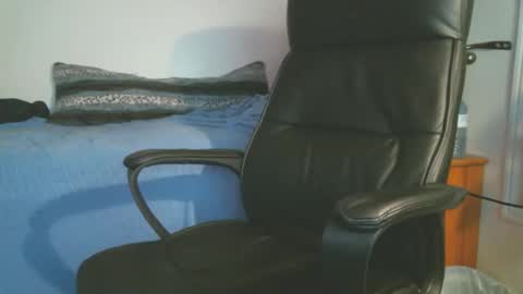 Snapshot of shyboyhugecum2020 chatting on 10-13-25, 01:49 shyboyhugecum2020 online show from 10-13-25, 01:49