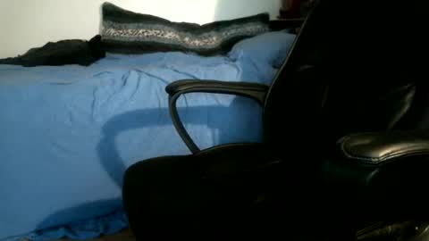 shyboyhugecum2020 online show from 06-08-26, 02:34