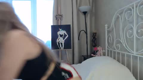 Eva online show from 01-11-25, 04:48