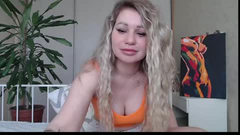 Snapshot of shyevaa chatting on 05-08-26, 04:07 Eva online show from 05-08-26, 04:07