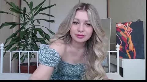 Snapshot of shyevaa chatting on 05-24-26, 03:55 Eva online show from 05-24-26, 03:55
