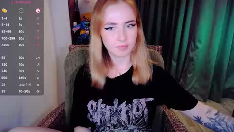 Effie online show from 11-11-25, 02:17