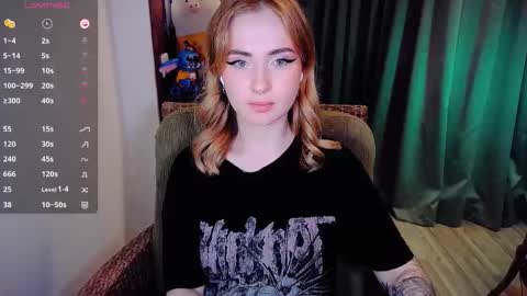 Effie online show from 11-23-25, 10:26