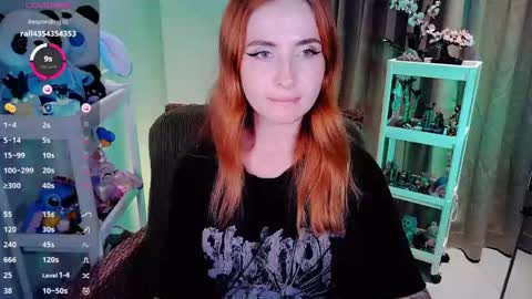 Snapshot of shyfoxxxy chatting on 05-02-26, 05:07 Effie online show from 05-02-26, 05:07