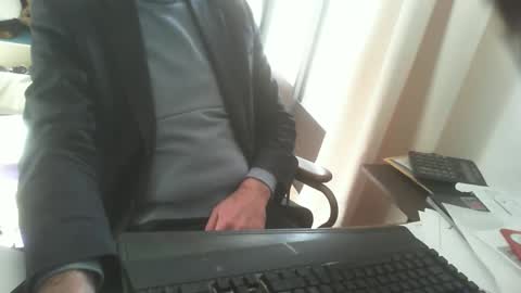 Snapshot of shyfrenchcock chatting on 02-06-25, 09:11 shyfrenchcock online show from 02-06-25, 09:11