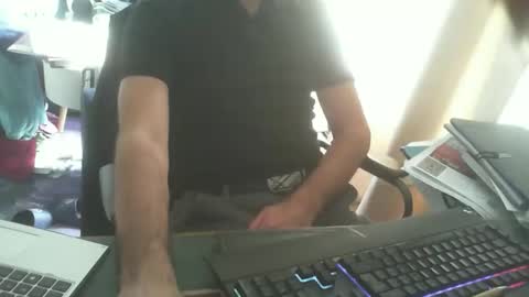 Snapshot of shyfrenchcock chatting on 10-20-25, 08:59 shyfrenchcock online show from 10-20-25, 08:59