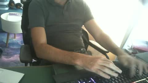 Snapshot of shyfrenchcock chatting on 06-18-26, 12:20 shyfrenchcock online show from 06-18-26, 12:20