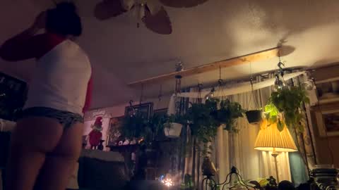 Sasha online show from 12-19-24, 10:24