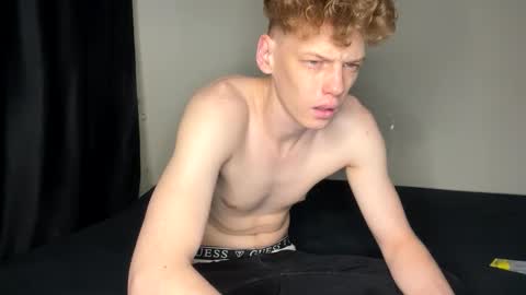 Snapshot of shyredstar chatting on 12-27-24, 06:24 Tom and Betty online show from 12-27-24, 06:24