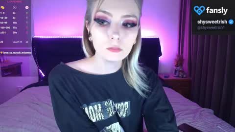 Snapshot of shysweetrish chatting on 02-19-25, 10:23 shysweetrish online show from 02-19-25, 10:23