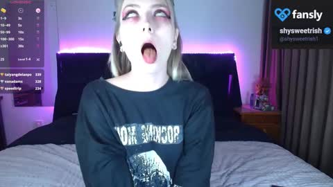 Snapshot of shysweetrish chatting on 02-26-25, 11:59 shysweetrish online show from 02-26-25, 11:59