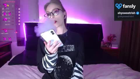 Snapshot of shysweetrish chatting on 09-13-25, 03:50 shysweetrish online show from 09-13-25, 03:50