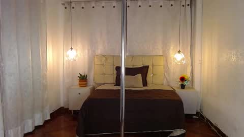 CALL ME  CHARLOTTE online show from 12-25-24, 10:05