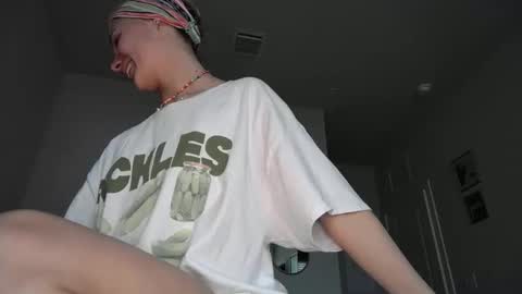 shypetitebaby online show from 11-17-25, 04:35