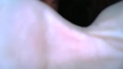 Snapshot of shyy_petitebaby chatting on 02-09-26, 04:44 shypetitebaby online show from 02-09-26, 04:44