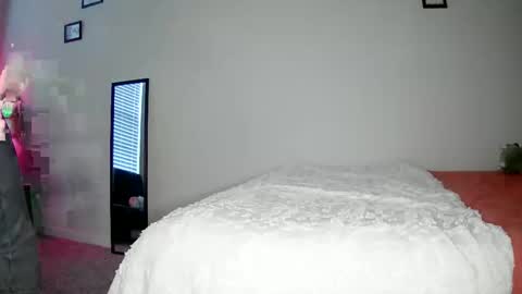 shypetitebaby online show from 04-27-26, 04:27