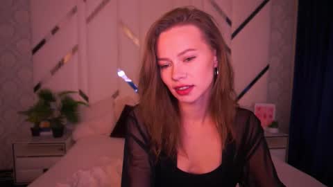 shyysiren online show from 11-13-25, 08:02