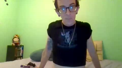 shyyyguy89 online show from 05-09-26, 02:39