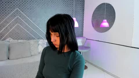 Sia online show from 05-03-26, 07:42