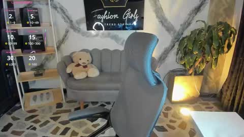 siafoxx_ online show from 03-17-26, 05:22