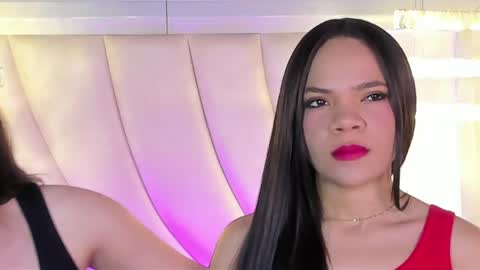 Siara and Zoe tattoo online show from 04-15-26, 10:10