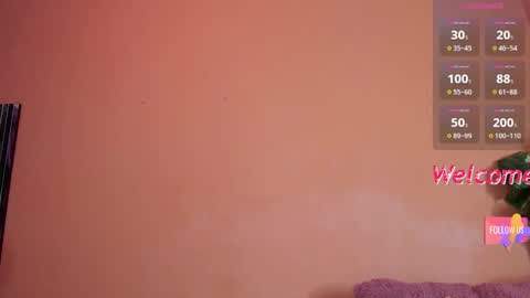 Snapshot of siaru89 chatting on 11-19-25, 10:54 giordana online show from 11-19-25, 10:54