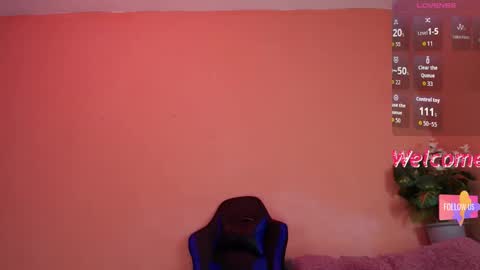 Snapshot of siaru89 chatting on 11-28-25, 12:57 giordana online show from 11-28-25, 12:57