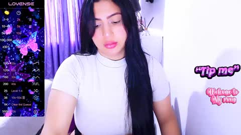 Snapshot of siddhy592 chatting on 12-11-24, 05:48 sidhy online show from 12-11-24, 05:48