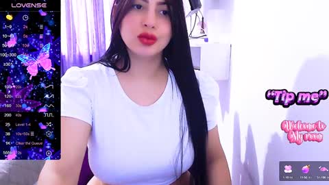 Snapshot of siddhy592 chatting on 12-16-24, 03:11 sidhy online show from 12-16-24, 03:11