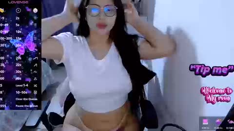 Snapshot of siddhy592 chatting on 09-08-25, 11:15 sidhy online show from 09-08-25, 11:15