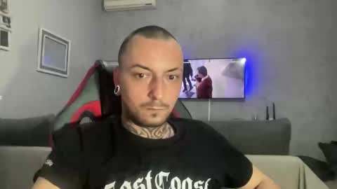 sidvicious23cm online show from 02-05-26, 09:52