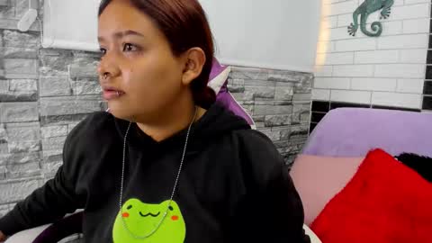 sienna_lux01 online show from 02-28-26, 11:33